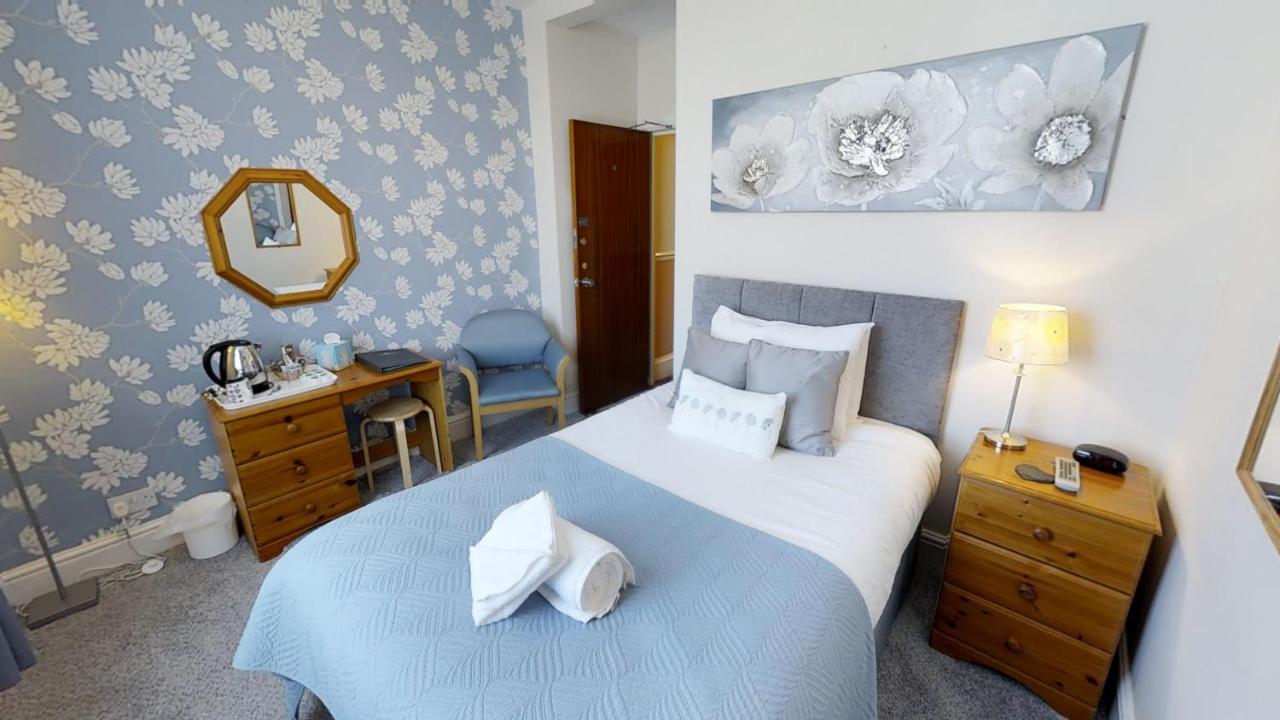 Glendower Bed & Breakfast Torquay Room photo